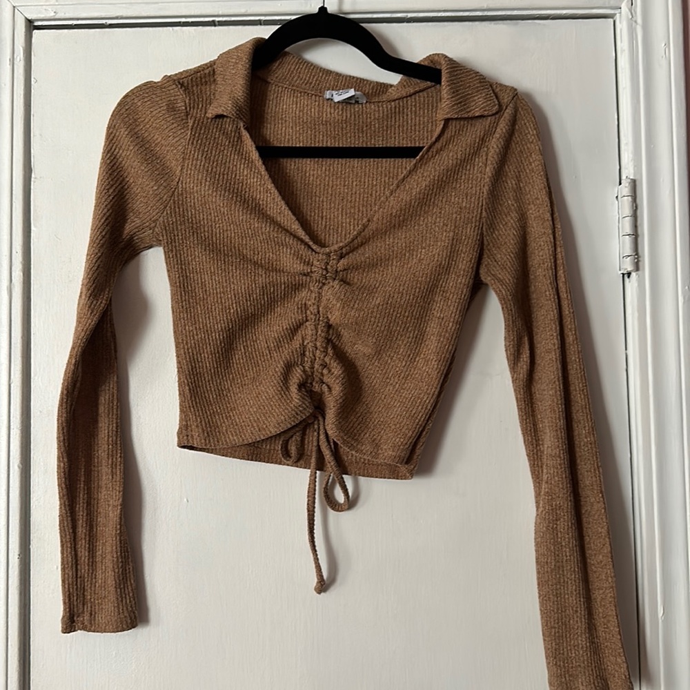 Rue21 Tan Long-Sleeve crop top